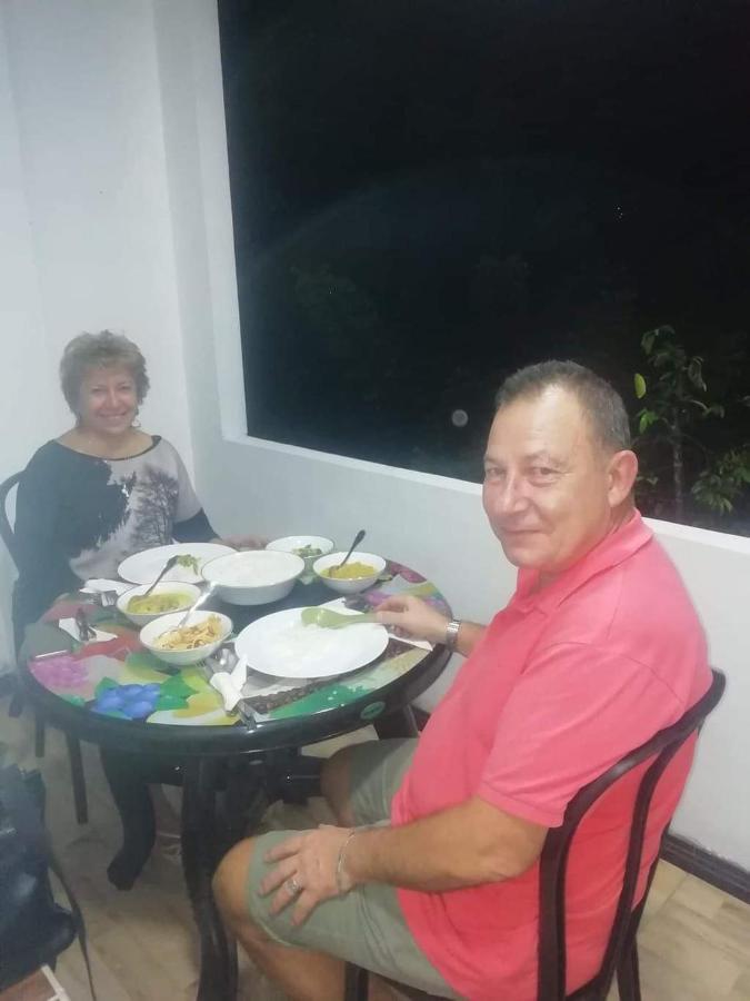Sura Homestay كاندي المظهر الخارجي الصورة